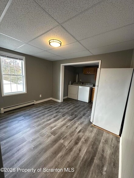 Building Photo - 148 Monroe St