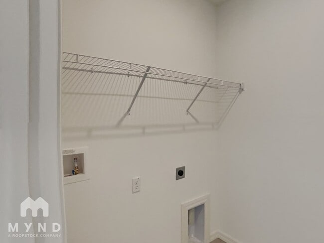 Building Photo - 6963 Shelby Lynn Way