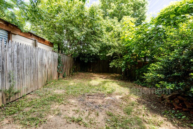Building Photo - 3523 Warder St NW