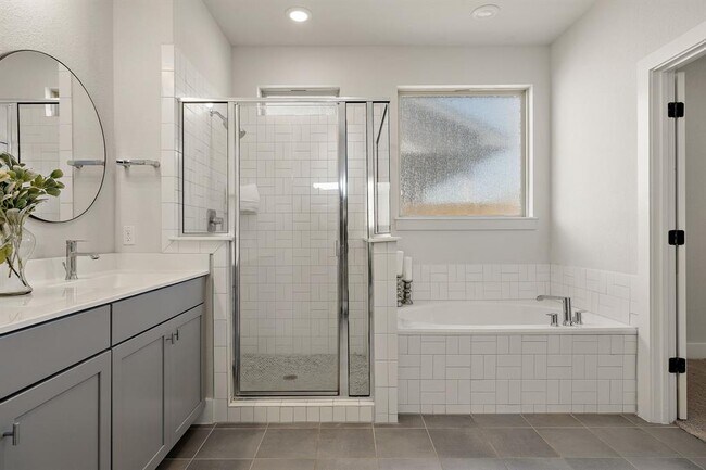 Building Photo - 113 Lyrebird Ln
