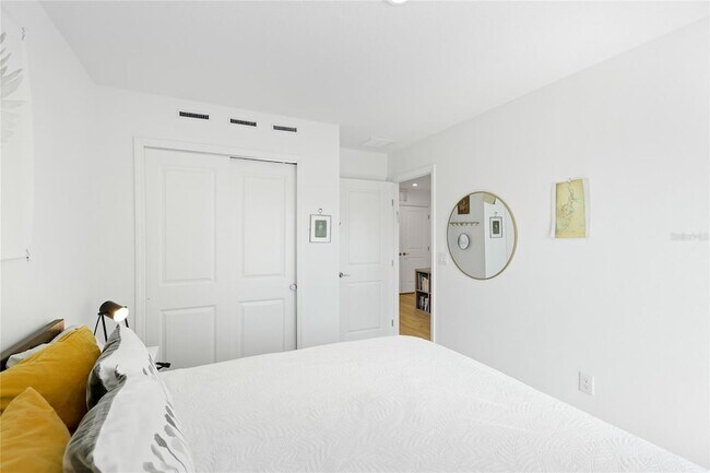 Building Photo - 8605 Lunar Skye St
