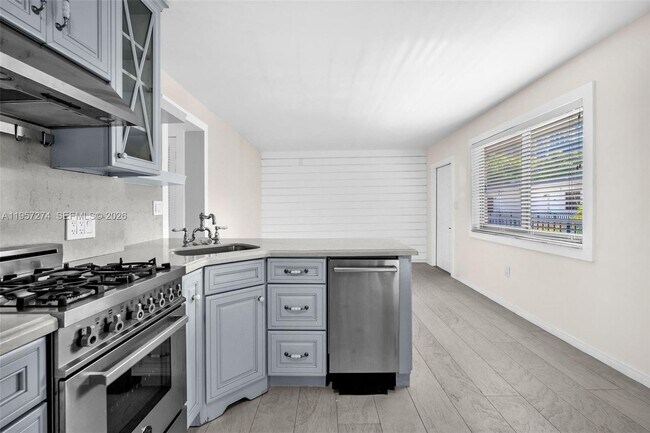 Building Photo - 3265 Virginia St