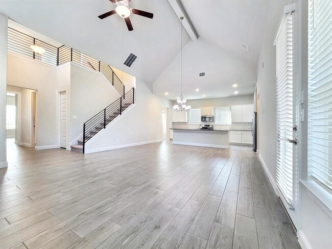 Building Photo - 601 C-Bar Ranch Trl