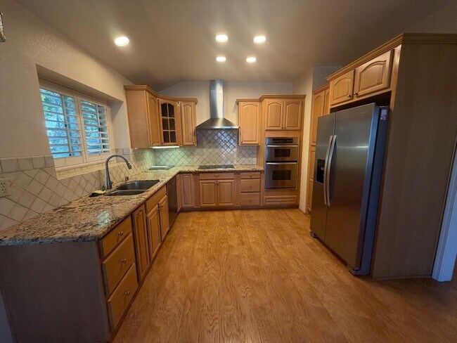Building Photo - 7759 Beltane Dr