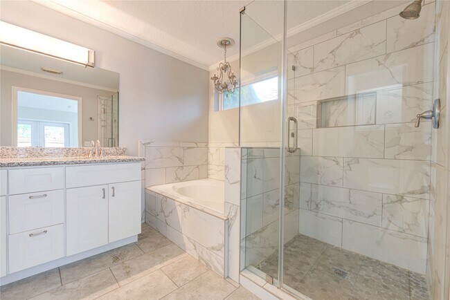 Building Photo - 20819 Grenoble Ln