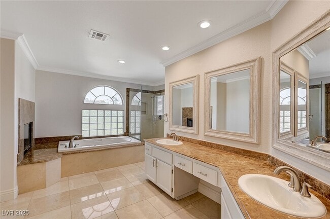 Building Photo - 261 Plaza Marquessa Ct