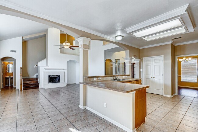 Building Photo - Discover the epitome of suburban living in this exquisite home, nestled on a peaceful cul-de-sac ...