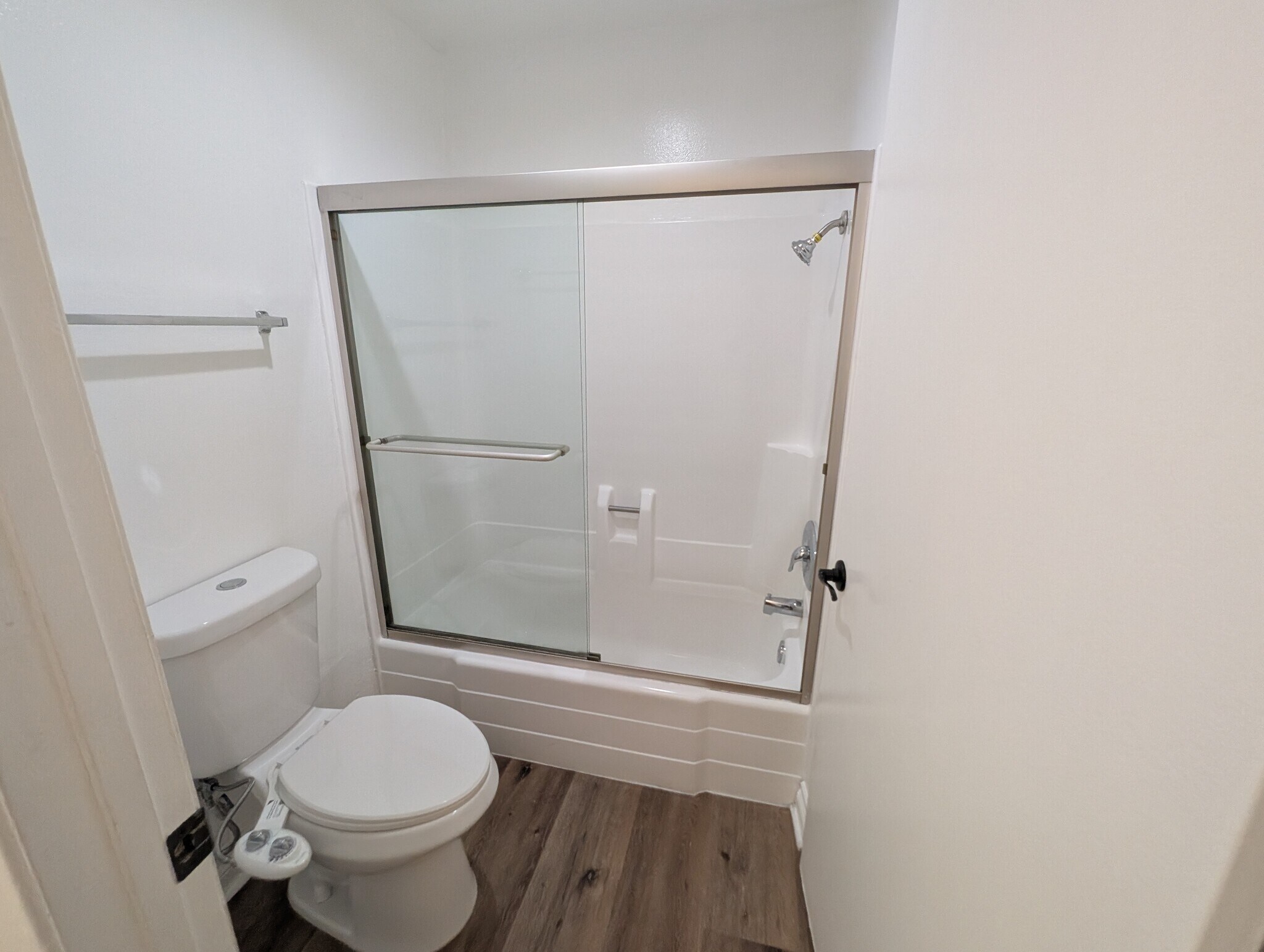 Master Bathroom 4 - 10246 Black Mountain Rd