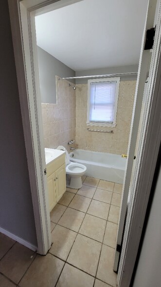 Building Photo - 41 Gould Dr