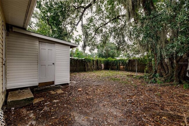 Building Photo - 3900 Locust Ave