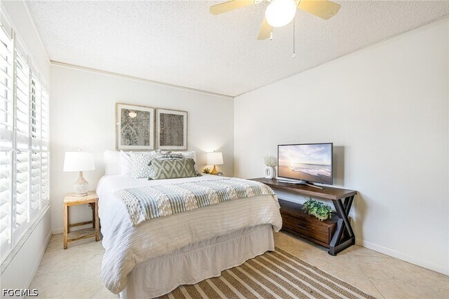 Building Photo - 15126 Parkside Dr