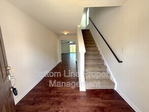 Building Photo - 3997 Long Arrow Dr