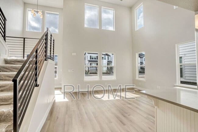 Building Photo - 13959 S Champlin Peak Dr