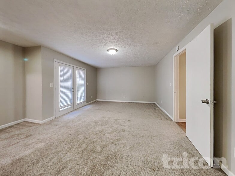 Building Photo - 5577 Mountain Park Way