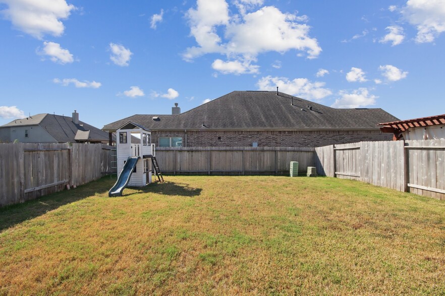 Building Photo - 23431 Briarstone Harbor Trl