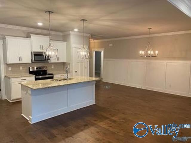 Building Photo - 111 Farmall Ln