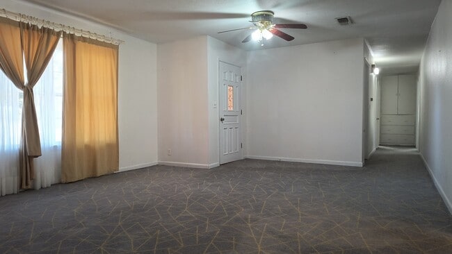 Building Photo - 5008 Bobo Rd