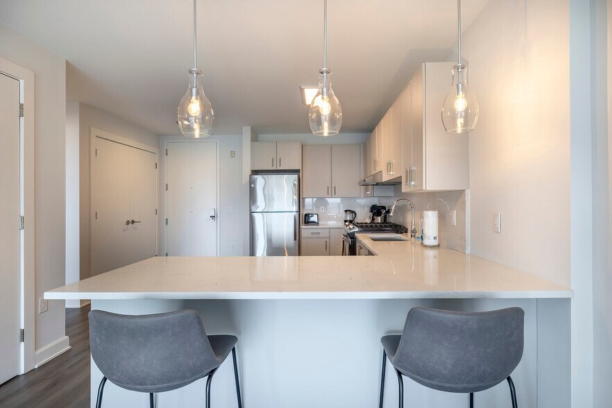 Building Photo - 355 Atlantic St