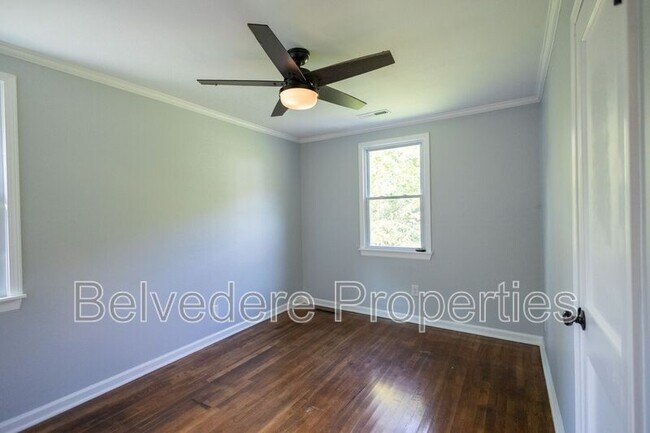 Building Photo - 1109 Cleburne St