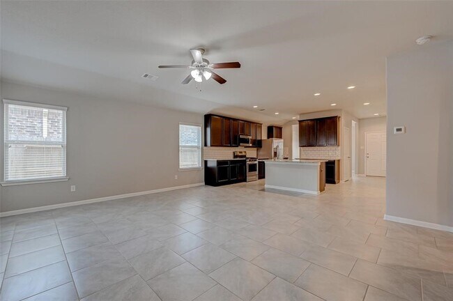 Building Photo - 2206 Mirror Ridge Ct