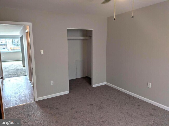 Building Photo - 8034 Craig St