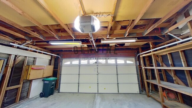 Building Photo - Coming Soon: 3Bd 2Ba Home in Lake Forest