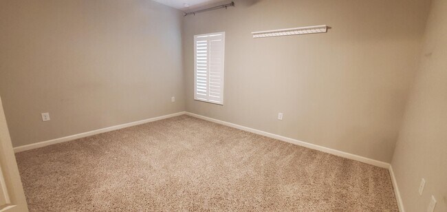 Building Photo - 4227 Broomsedge Cir