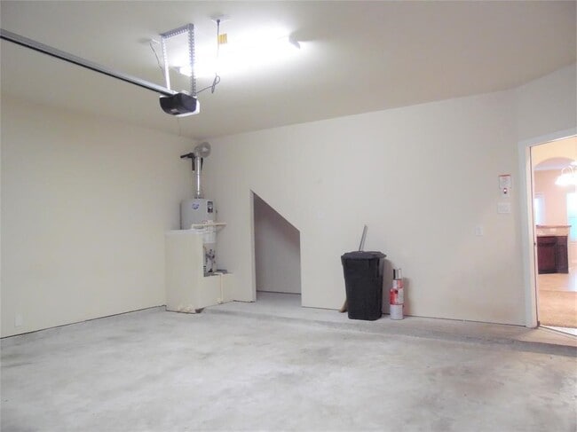 Building Photo - 5106 Gable Ln