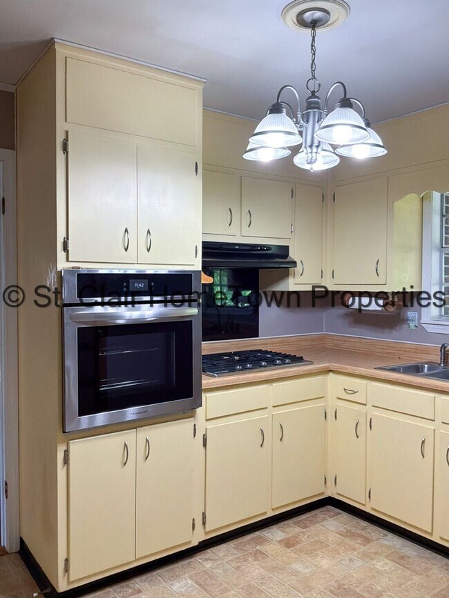 Building Photo - Ragland Rental