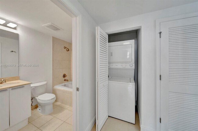 Building Photo - 140 S Dixie Hwy