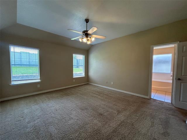 Building Photo - 205 Carriage Dr