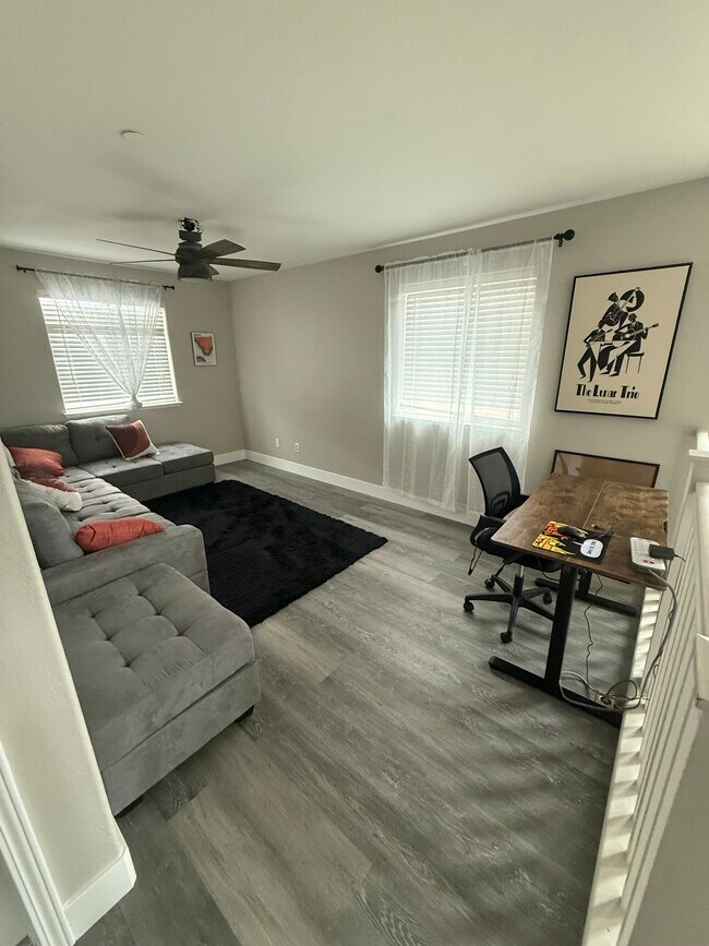 Building Photo - 1230 Baylor Way