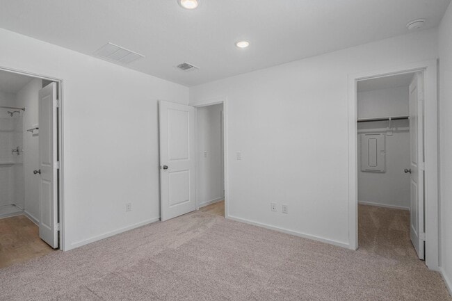 Building Photo - 30530 Wolfburn St