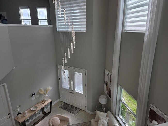 Building Photo - 16007 Whippoorwill Cir