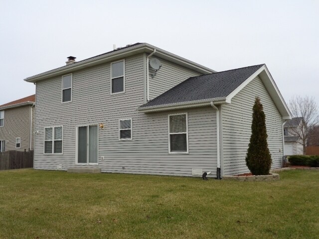Building Photo - 1505 Finch Dr