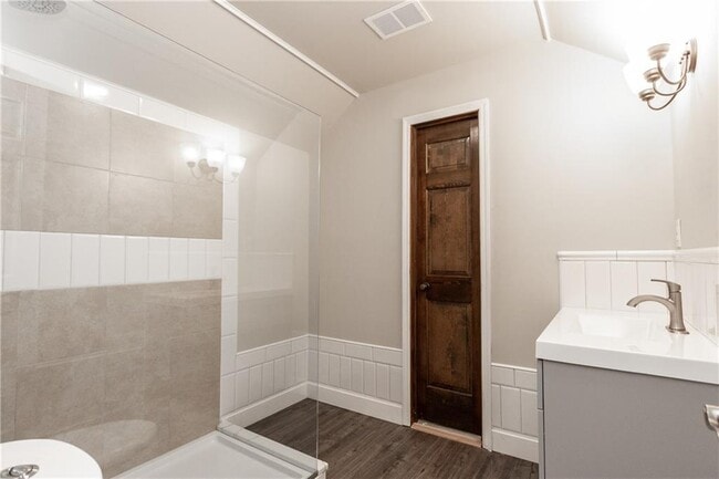 Building Photo - 1365 Timberland Dr