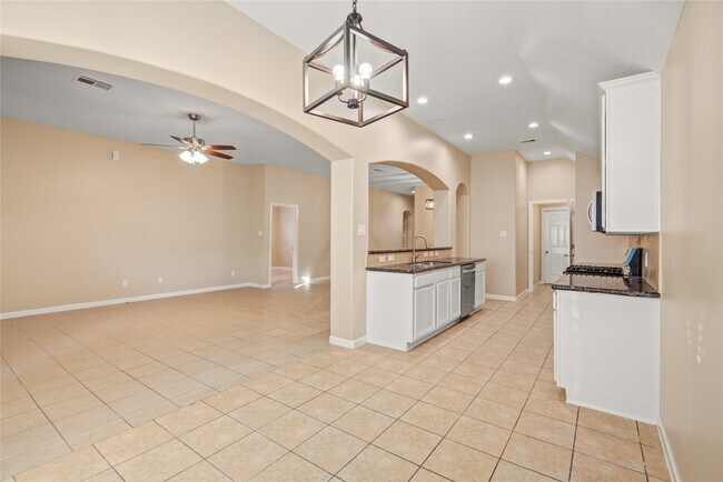 Building Photo - 10506 Pleasant Villas Ln