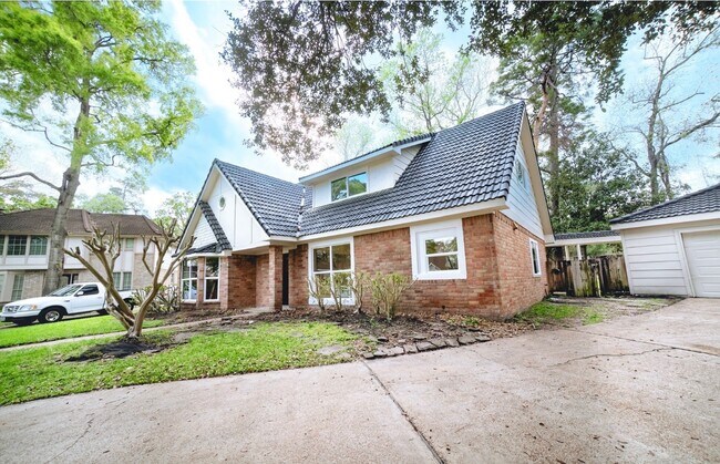 Building Photo - 3547 Glenwood Springs Dr