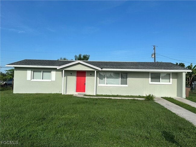 Primary Photo - 315 Rushmore Ave N