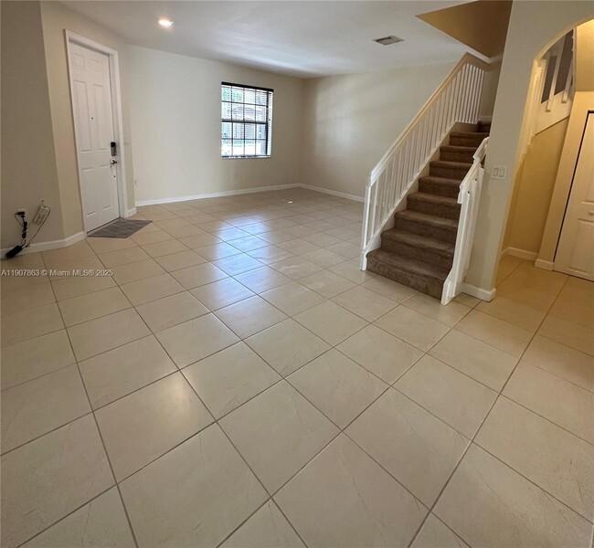 Building Photo - 9336 W 33rd Ave