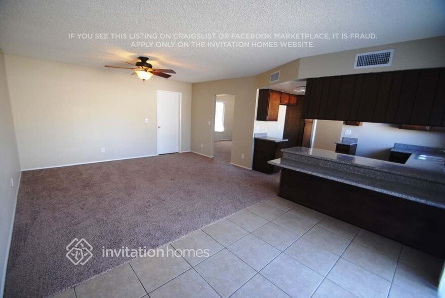 Building Photo - 4806 W Christy Dr