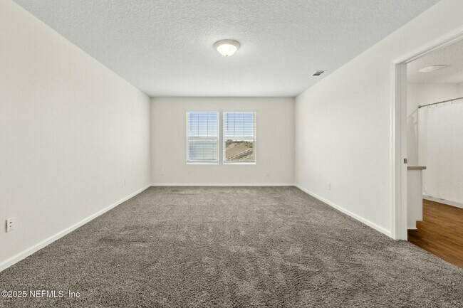 Building Photo - 254 Seville Pkwy