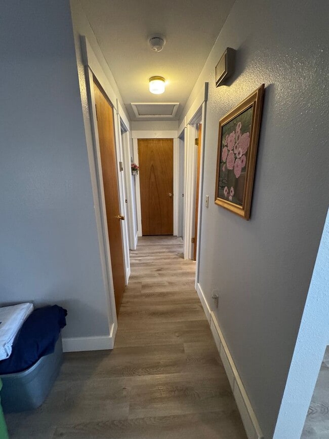 Building Photo - Spacious 4-Bedroom Home in Roosevelt, UT!