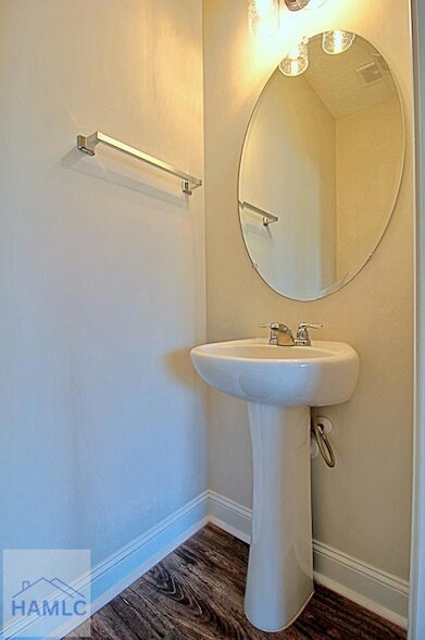 Building Photo - 681 Abode Ave