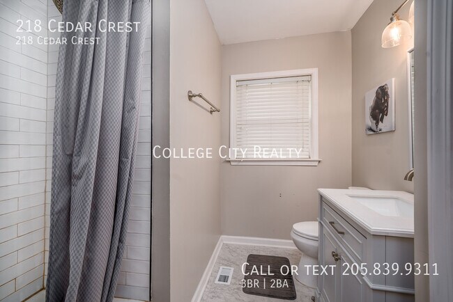 Building Photo - 218 Cedar Crest