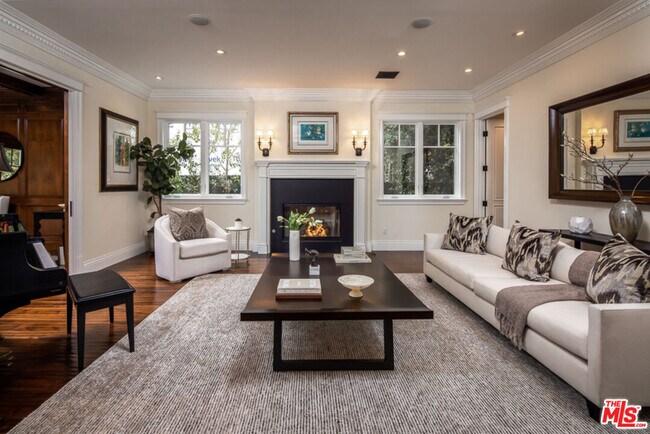 Building Photo - 117 S Burlingame Ave
