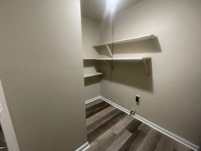 Building Photo - 504 Merrymont Drive