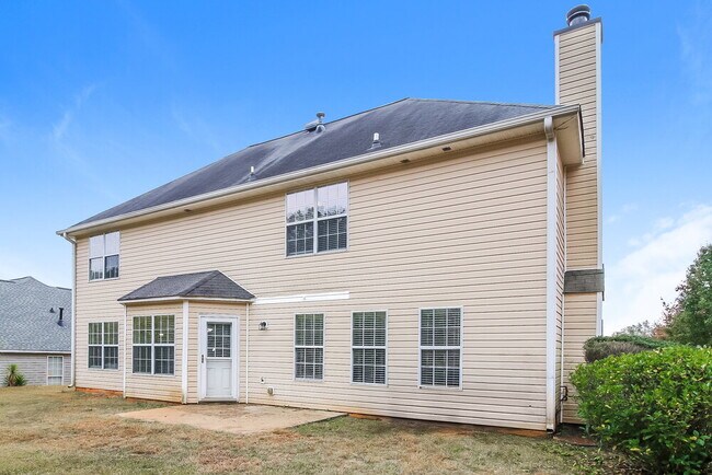 Building Photo - 1122 Cameron Rd