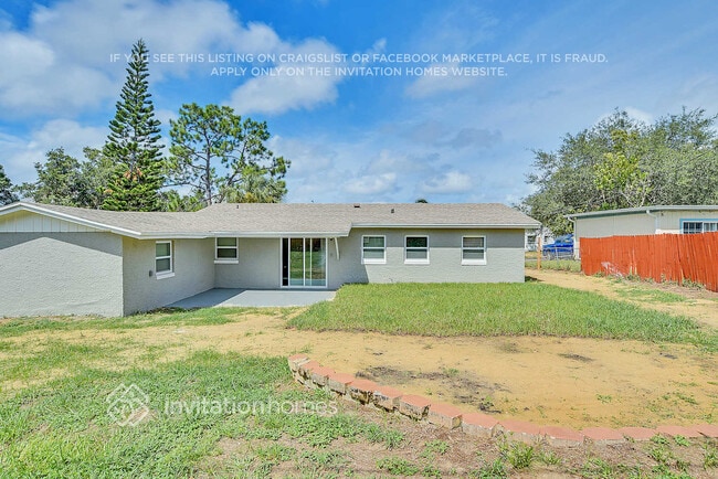 Building Photo - 3401 Paris Pl