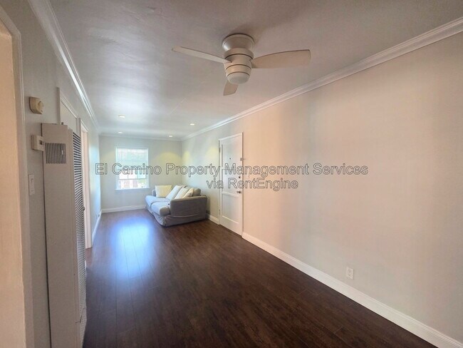 Building Photo - 1036 2nd St